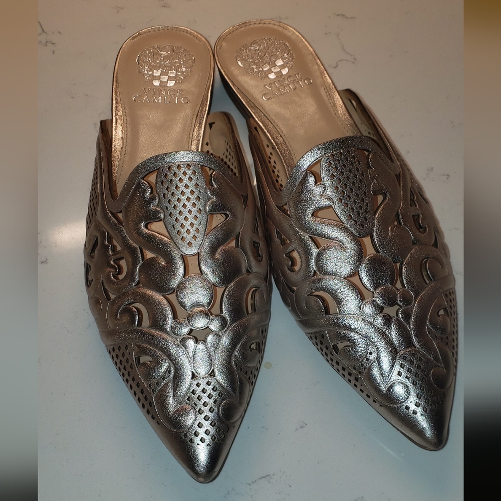 Vince Camuto mules